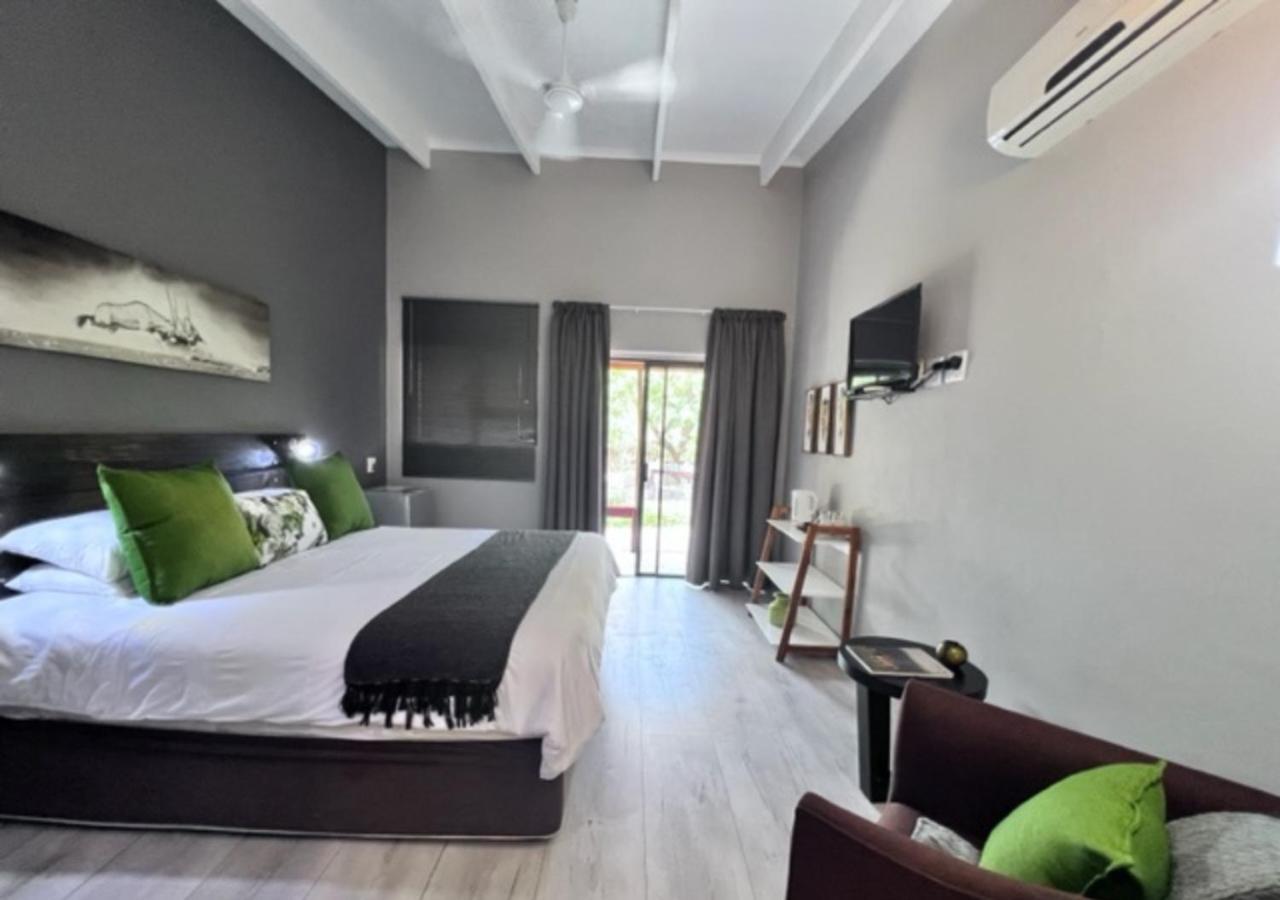 Turaco Lodge - No Loadshedding Марлот-Парк Экстерьер фото