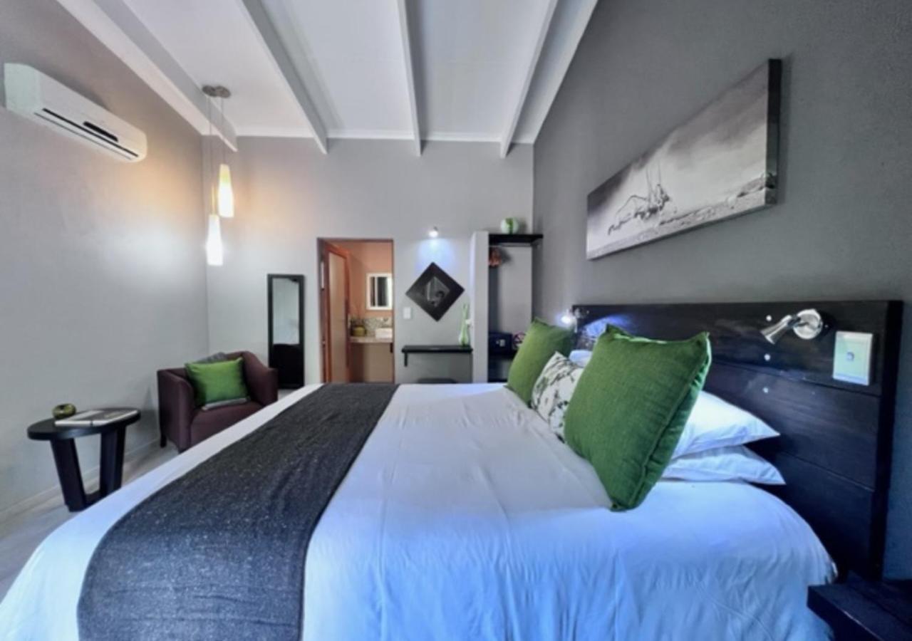 Turaco Lodge - No Loadshedding Марлот-Парк Экстерьер фото