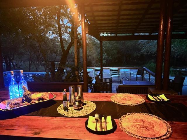 Turaco Lodge - No Loadshedding Марлот-Парк Экстерьер фото