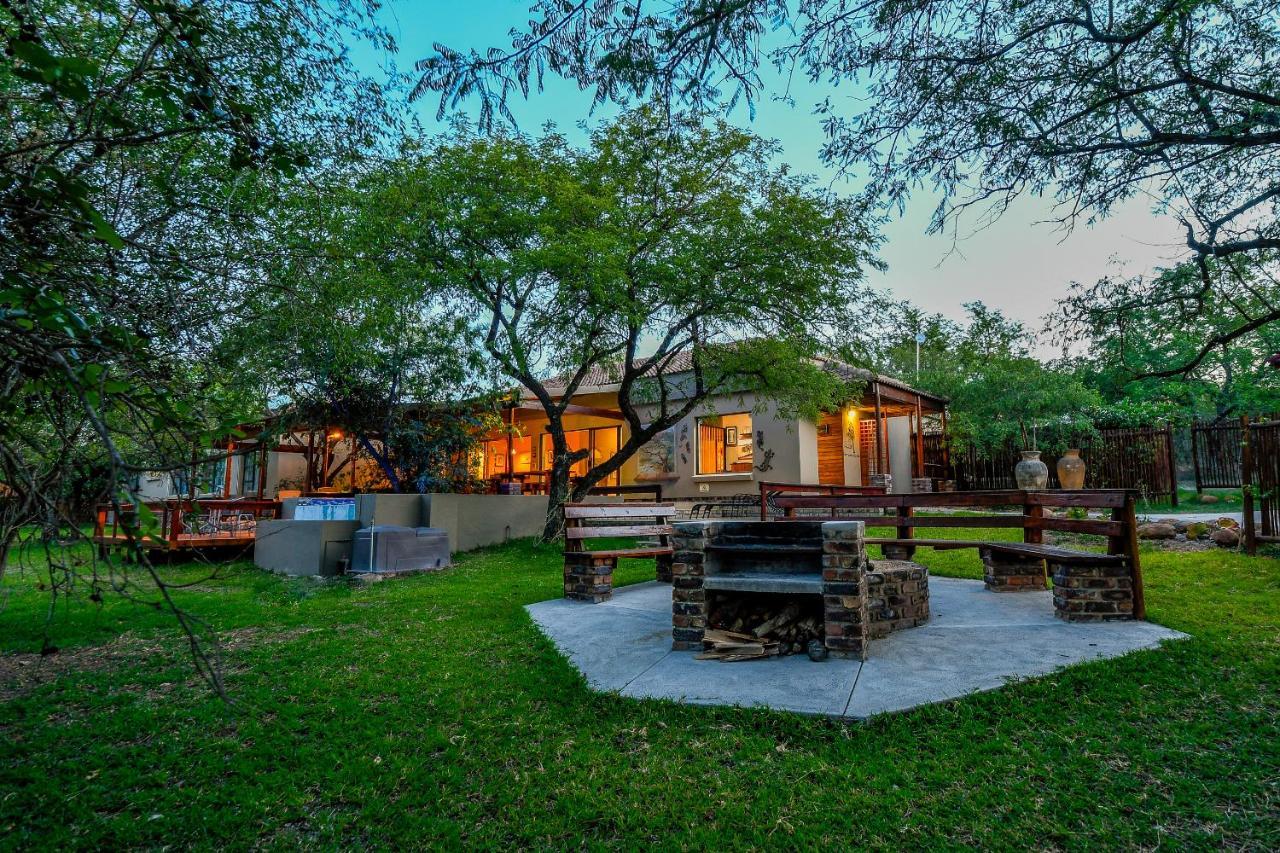Turaco Lodge - No Loadshedding Марлот-Парк Экстерьер фото